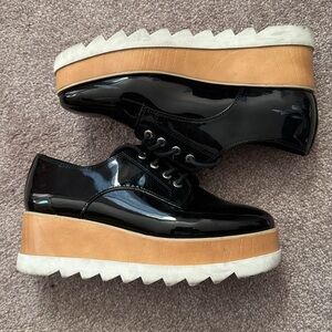 Aldo platforms selling as is